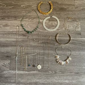Lot of 14 necklaces